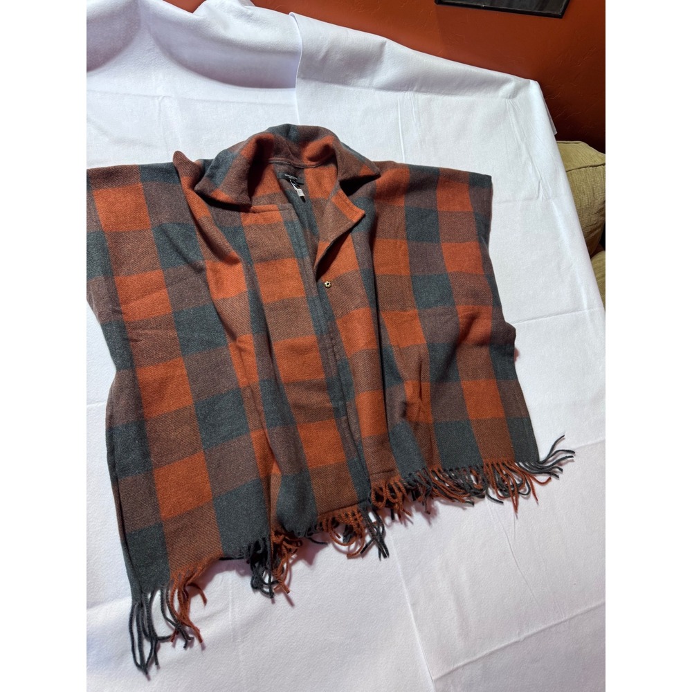 Marc New York Andrew Marc Buffalo Plaid Fringed Poncho Rust Grey One Size
